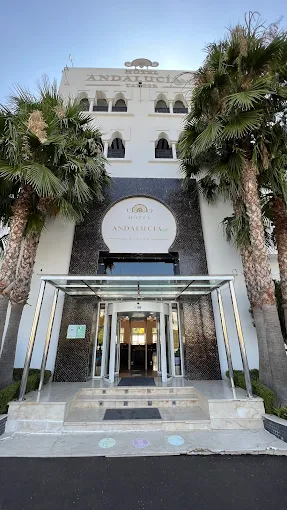Accueil de l'hôtel 2