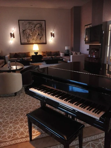Espace salon & piano